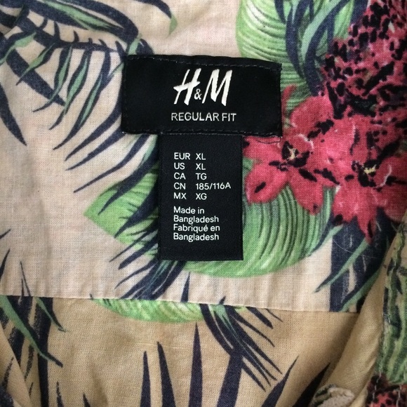 Floral button up - Picture 3 of 4